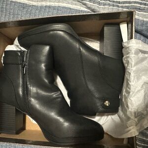 Gianni Bini Black Heeled Boots